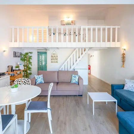 Relaxing House In Alfamar By Lovelystay Holiday home