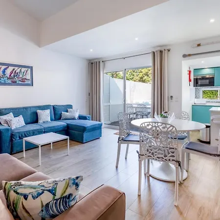 Relaxing House In Alfamar By Lovelystay 알부페이라