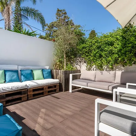 בית נופש Relaxing House In Alfamar By Lovelystay *